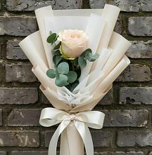 Букет цветов из:  Розы в Родине