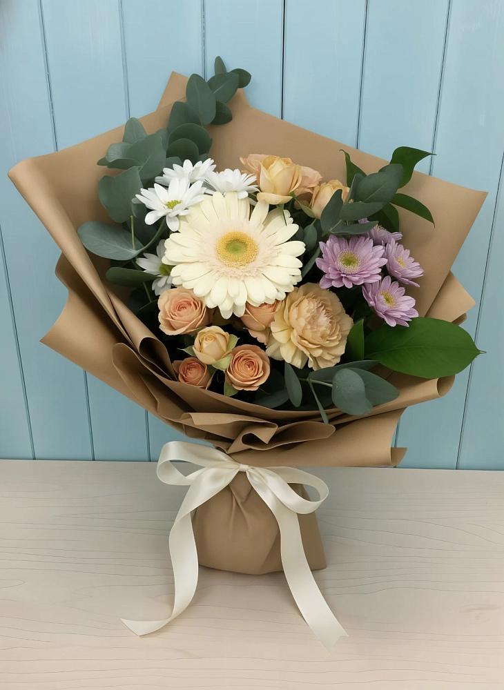 Букет цветов из: Герберы и Хризантемы в Родине