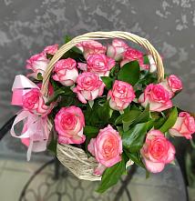 Цветочная композиция из Розы в корзине #REPLACE_PRED# Родине
