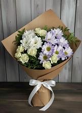 Букет цветов из:  Хризантемы и Розы в Родине