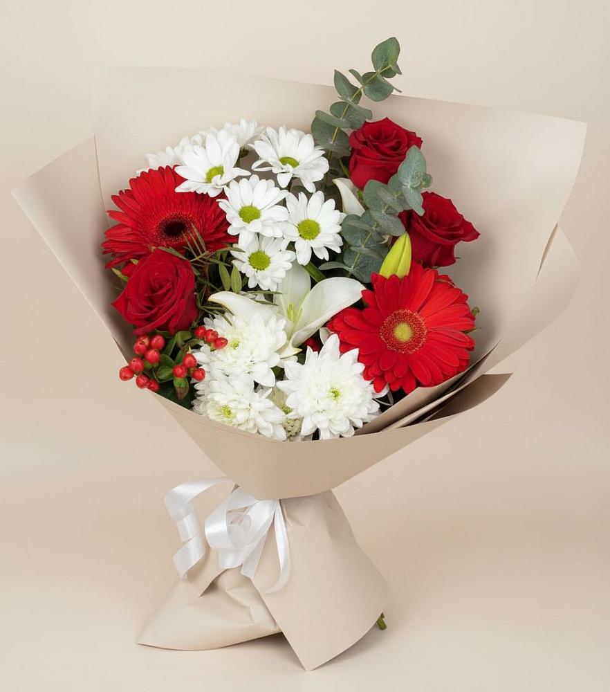 Букет цветов из: Розы, Хризантемы, Герберы и Лилии в Родине
