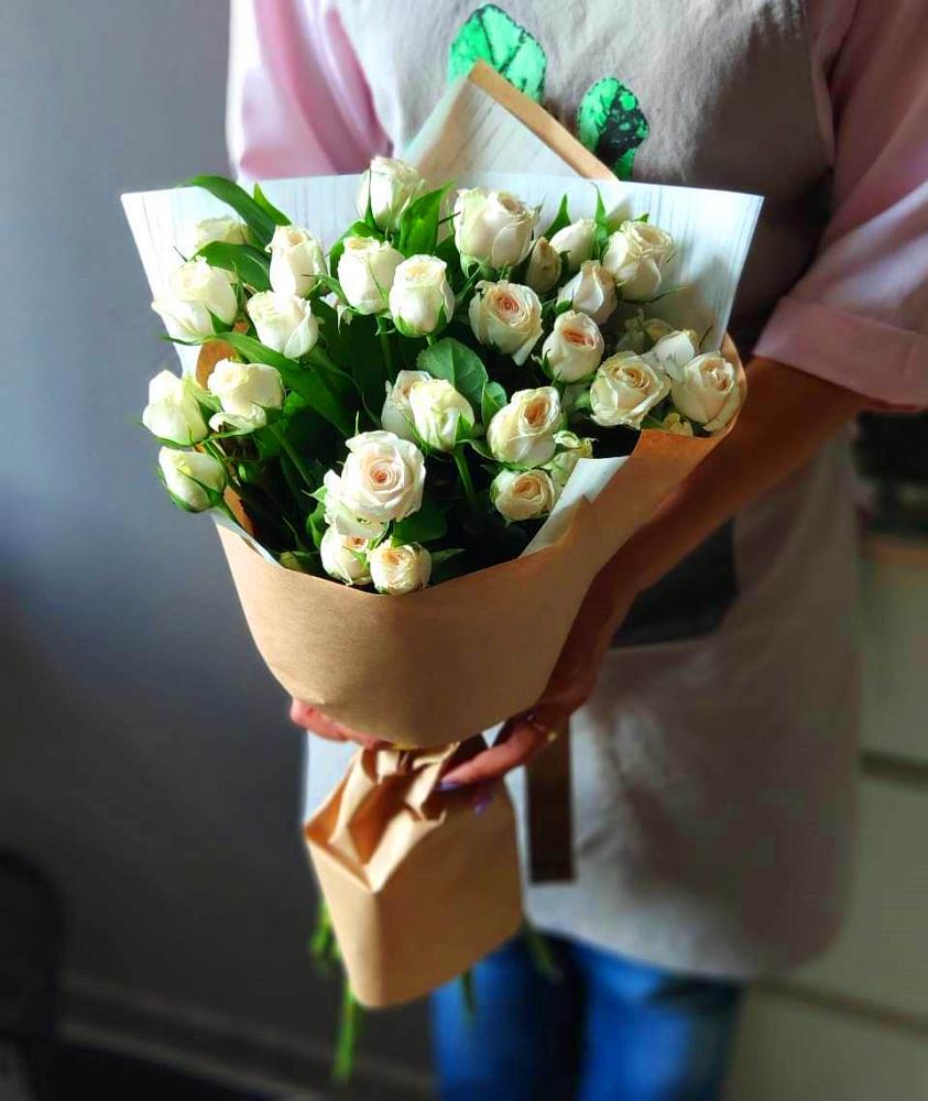 Букет цветов из: Розы в Родине
