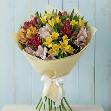 Букет цветов из:  Альстромерии в Родине