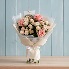 Букет цветов из:  Розы в Родине