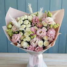 Букет цветов из:  Альстромерии и Розы #REPLACE_PRED# Родине